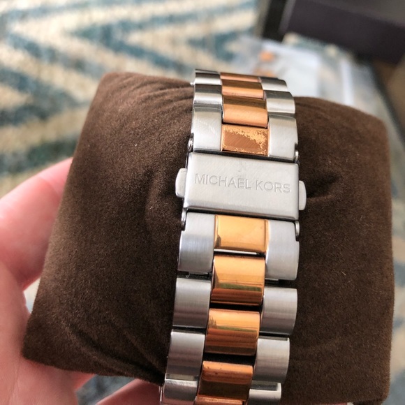 Michael Kors Watch - Picture 7 of 7